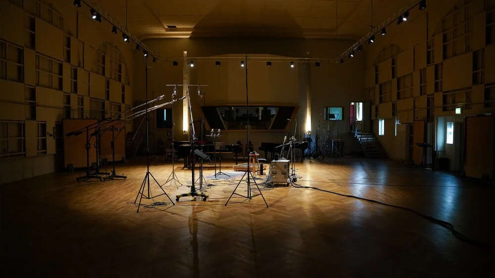 Recorded at Teldex, mapped for modern tuning